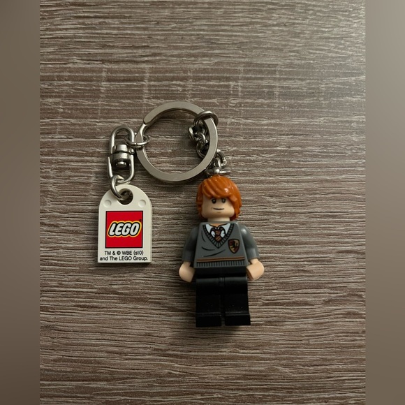 LEGO Ron Weasley Keychain - Picture 1 of 1